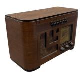 LLR - Vintage Philco Console Radio - 115V AC/DC, 30W Model: 40-124
