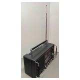 RR - Grundig Satellit International 650 Multiband Portable Radio