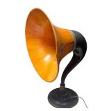 O - Antique Music Master Radio Amplifier Horn Speaker