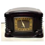 RR - Truetone Bakelite Tabletop Radio with Stratoscope Model: D-2610