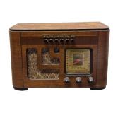LLR - Vintage Philco Console Radio - 115V AC/DC, 30W Model: 40-124