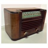RR - General Electric Vintage Tabletop Radio