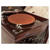 BR - Brunswick Sonora Phonograph Cabinet - Includes Records