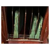 BR - Brunswick Sonora Phonograph Cabinet - Includes Records