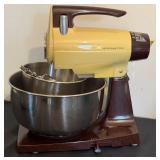 Sunbeam Mixmaster Vista Vintage Countertop Mixer - Marigold