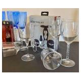 Rabbit 4-Piece Wine Tool Kit with Assorted Glasses, VinOair Aerator & Replacement Spiral