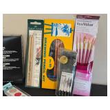 BR - Golden Artist Colors 10-Color Fluid Acrylics, Pitt Artist Pens, Drawing Pencil Kit