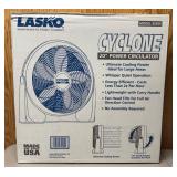 LL - Lasko Cyclone 20-in Power Circulator - Model 35105 (Made in USA)