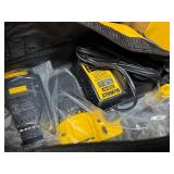 LL - DeWalt DCD771C2 20V MAX Compact Drill/Driver Kit With Battery & Charger