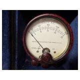 LL - Weston Model 528 Volts AC Voltmeter - Vintage Bench Instrument w/ Leads