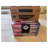 SSS. 12x 1.9oz Colgate MaxFresh w/ Whightening Knockout
