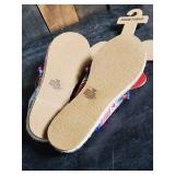 New Minnetonka Moccasin Desert Print Sandals Women