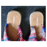 New Minnetonka Moccasin Desert Print Sandals Women