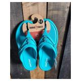 New Minnetonka Moccasins Women