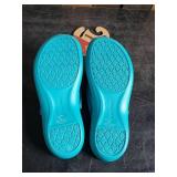 New Minnetonka Moccasins Women