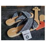 New Minnetonka Moccasins Black Pepper Sandals Women