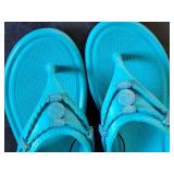 New Minnetonka Moccasin Women