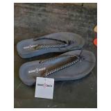 New Minnetonka Moccasin Women