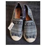 New Minnetonka Moccasin Women
