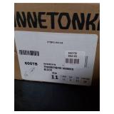 New Minnetonka Moccasin Women