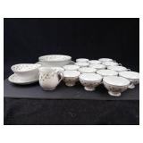 Teacups & Bowls Set with Gravy Boat & Creamer - White Daisy Pattern