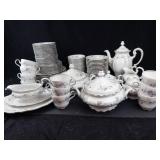 Johann Haviland Bavaria Germany Blue Floral Dinnerware Set