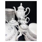 Johann Haviland Bavaria Germany Blue Floral Dinnerware Set