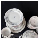 Johann Haviland Bavaria Germany Blue Floral Dinnerware Set