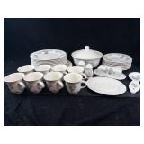 Pfaltzgraff Grapevine Dinnerware Set - White Porcelain with Purple Grapes