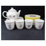 Rosanna Asian Tea Set - Teapot, 4 Teacups & 4 Saucers (Made in China)