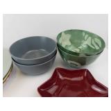 Dishware Assortment (Lot of 12) - Colored Plates & Bowls