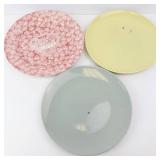 Dishware Assortment (Lot of 12) - Colored Plates & Bowls