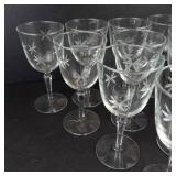 Starburst Etched Wine Glasses - Set of 11 Stemware