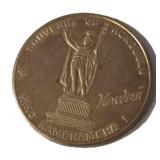 Souvenir of Honolulu King Kamehameha I medal.