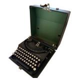 Vintage Remington Portable Manual Typewriter