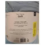NEW MAINSTAYS TEAL ZIGZAG REVERSIBLE QUILT KING SIZE