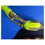 Greenworks 40V 8-Inch Cordless Polesaw, 2.0Ah Battery and Charger Included