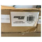 EXTREME MAX PONTOON LADDER