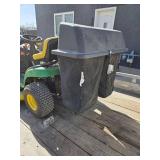 John Deere LA115 Lawn Tractor - 42in Edge Cutting System - 19.5 HP - 2-Bag Bagger