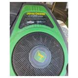 John Deere LA115 Lawn Tractor - 42in Edge Cutting System - 19.5 HP - 2-Bag Bagger