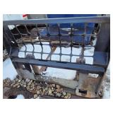 Pallet Forks attachment - Skid Mount