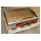 Avantco 177EG30N 30' Countertop 3-Burner Electric Griddle