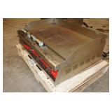 Avantco 177EG30N 30' Countertop 3-Burner Electric Griddle