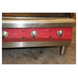 Avantco 177EG30N 30' Countertop 3-Burner Electric Griddle