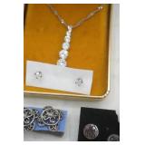 Jewelry Lot. Necklace, Earrings 1950s "Bluebird Styled Marble" jewelry box