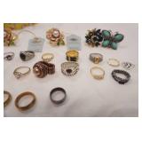 Jewelry Lot: Women