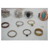 Jewelry Lot: Women