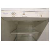 Whirlpool side-by-side refrigerator. w/water & ice dispenser