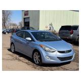 2012 HYUNDAI ELANTRA LIMITED *2 Owner* (NO RESERVE)
