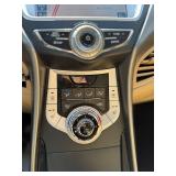 2012 HYUNDAI ELANTRA LIMITED *2 Owner* (NO RESERVE)